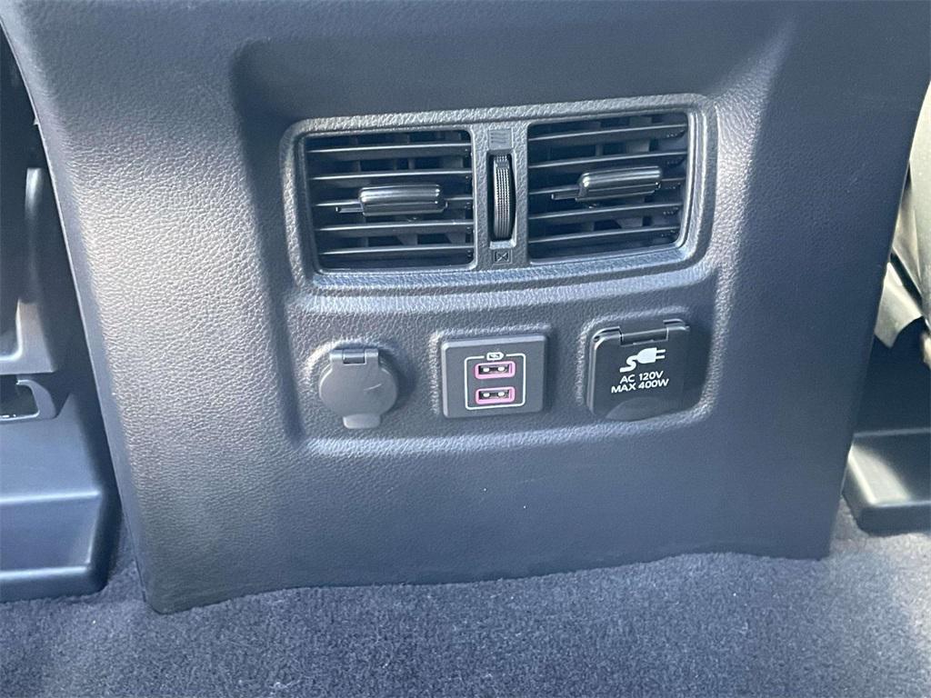 used 2024 Nissan Titan car, priced at $37,471