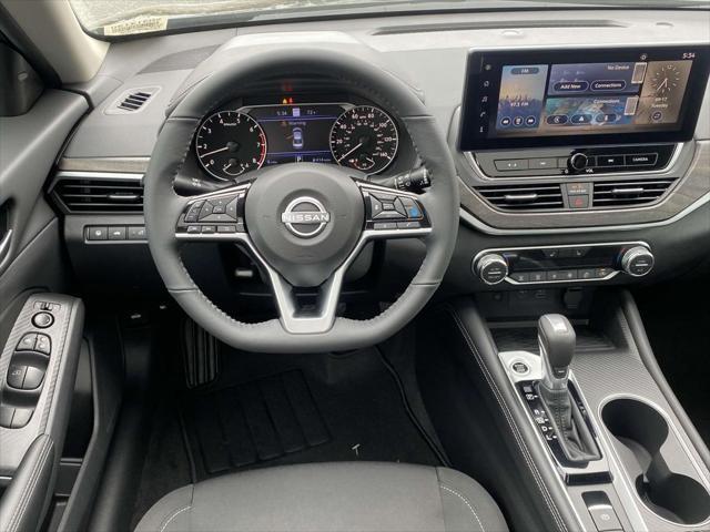 new 2025 Nissan Altima car, priced at $29,560