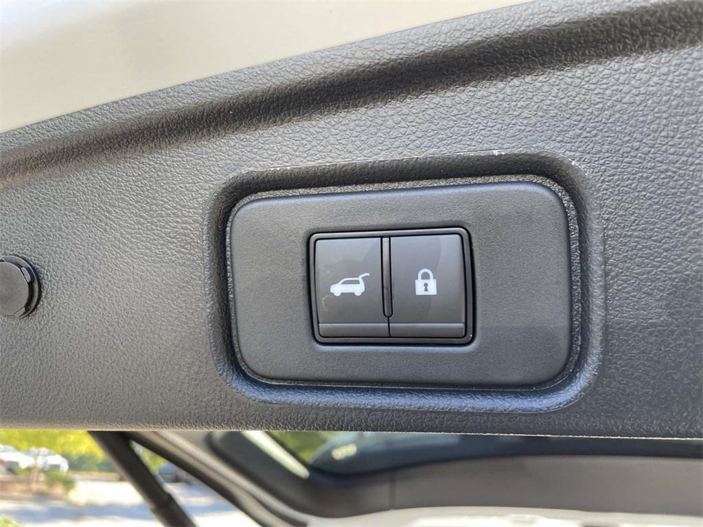 new 2025 Nissan Pathfinder car, priced at $38,467