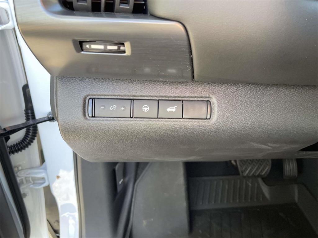 new 2025 Nissan Pathfinder car, priced at $38,467