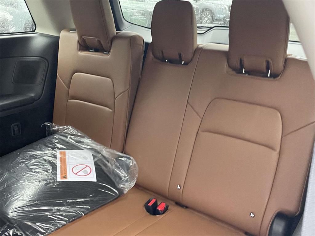 new 2025 Nissan Pathfinder car, priced at $42,784