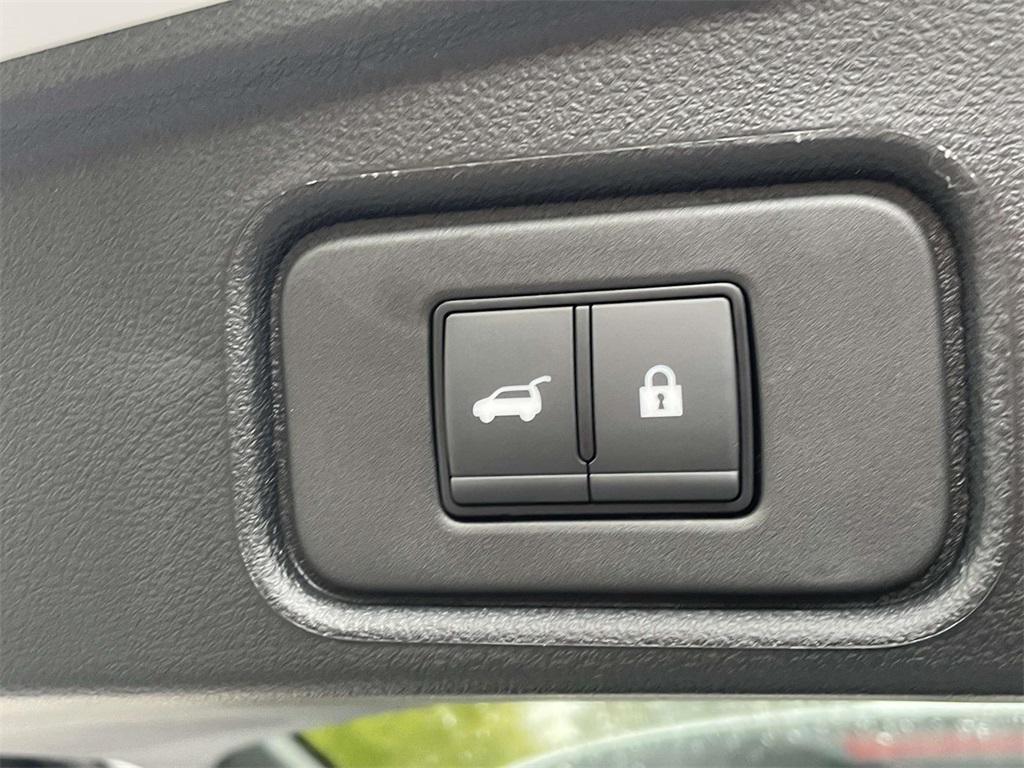 new 2025 Nissan Pathfinder car, priced at $42,784