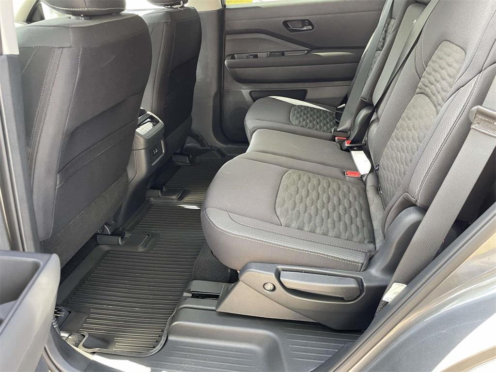 new 2025 Nissan Pathfinder car, priced at $32,612