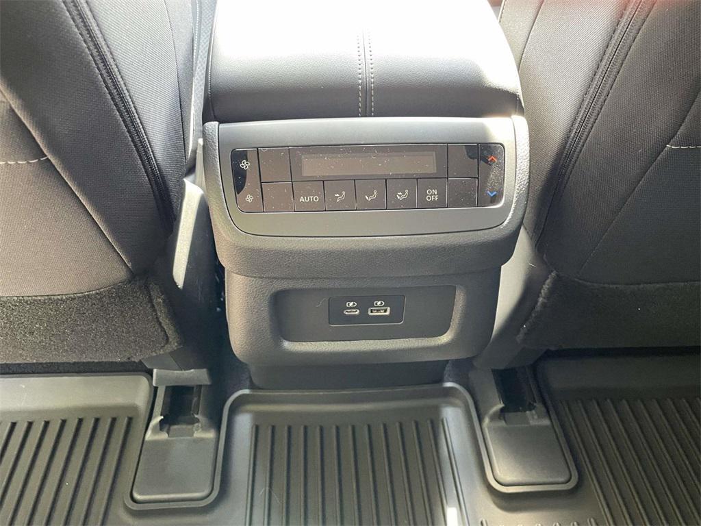 new 2025 Nissan Pathfinder car, priced at $32,612