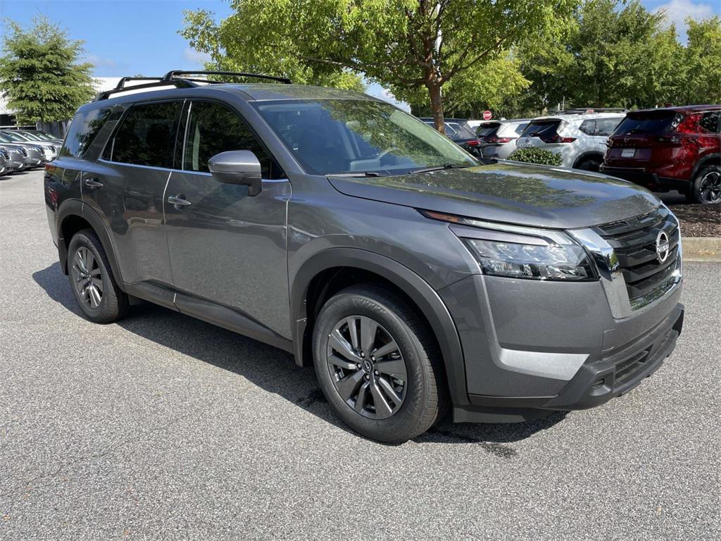 new 2025 Nissan Pathfinder car, priced at $32,612