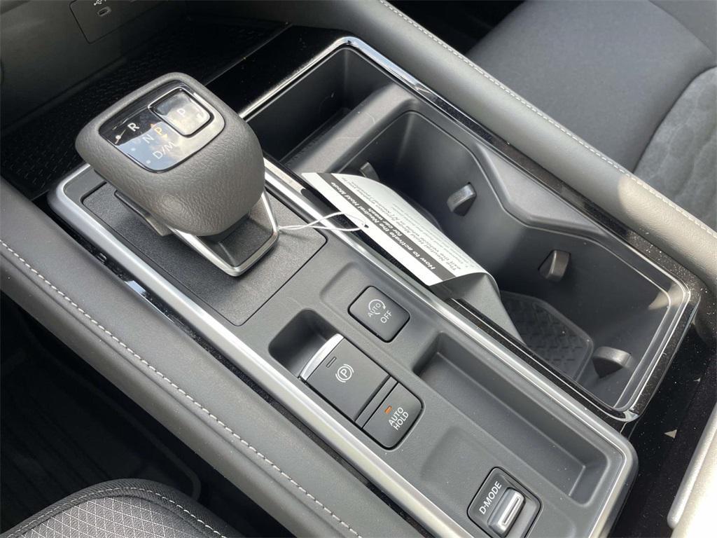 new 2025 Nissan Pathfinder car, priced at $32,612