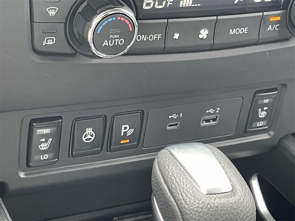 new 2025 Nissan Frontier car, priced at $34,176