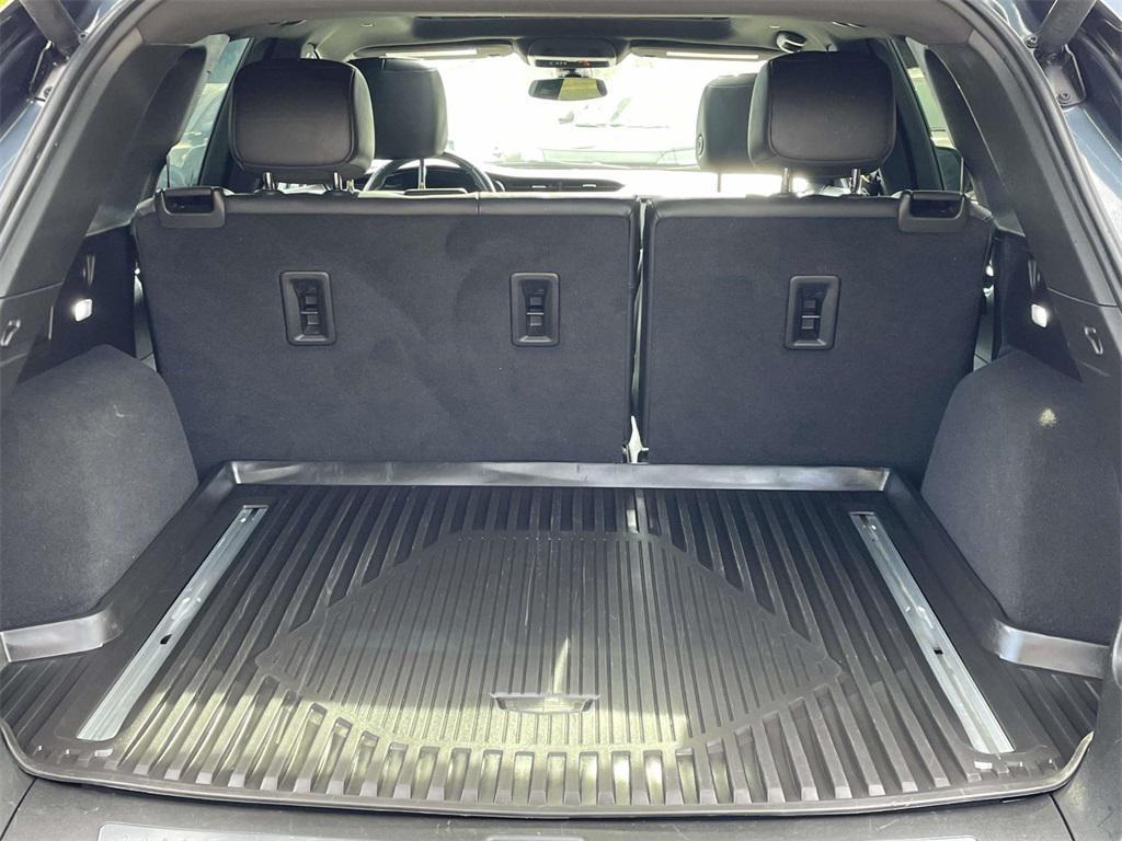 used 2020 Cadillac XT5 car, priced at $21,696