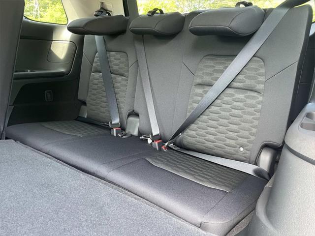 new 2025 Nissan Pathfinder car, priced at $36,275