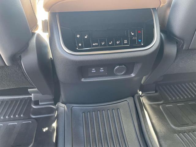 new 2025 Nissan Armada car, priced at $78,260