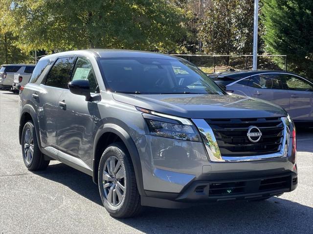 new 2025 Nissan Pathfinder car, priced at $34,748