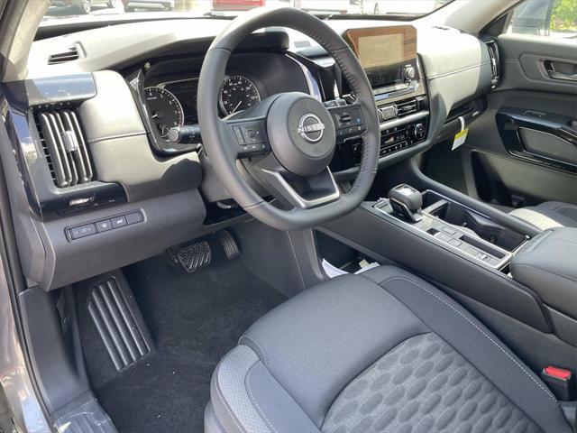 new 2025 Nissan Pathfinder car, priced at $36,275