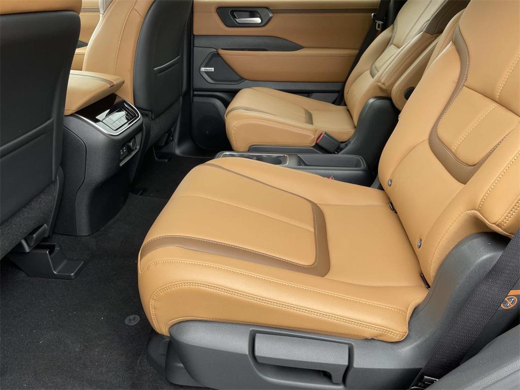 new 2025 Nissan Armada car, priced at $63,931