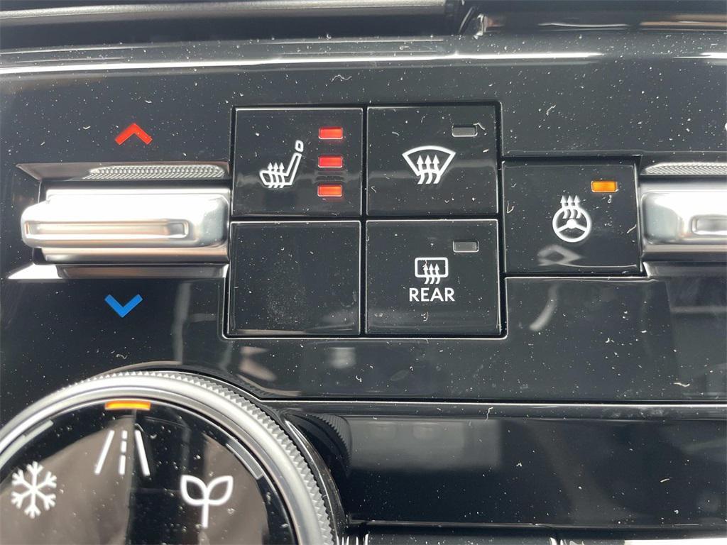 new 2025 Nissan Armada car, priced at $63,931