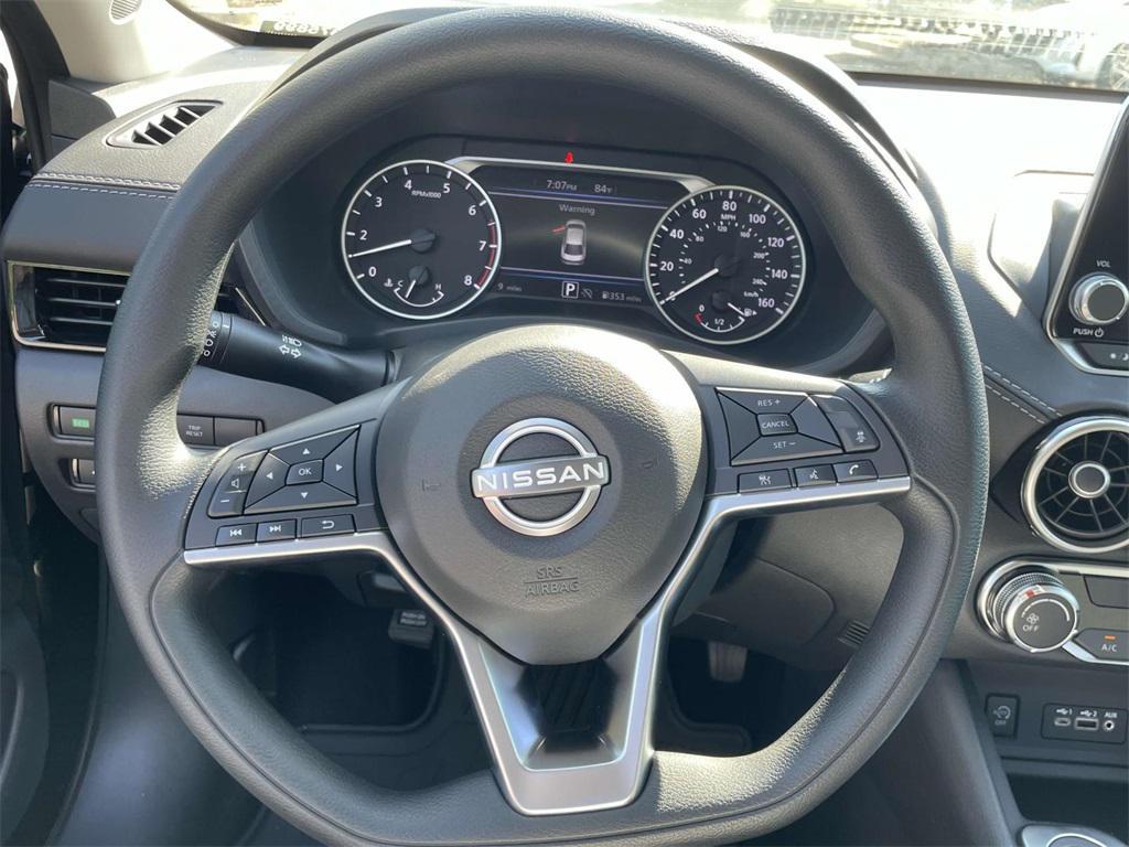new 2025 Nissan Sentra car, priced at $22,051