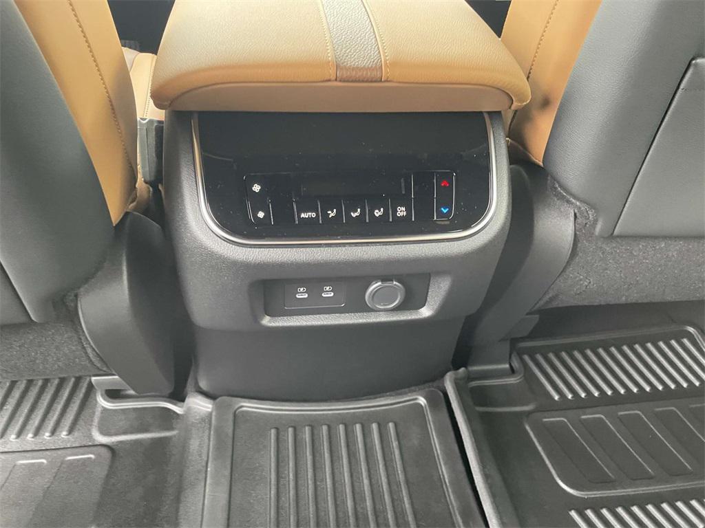 new 2025 Nissan Armada car, priced at $65,030
