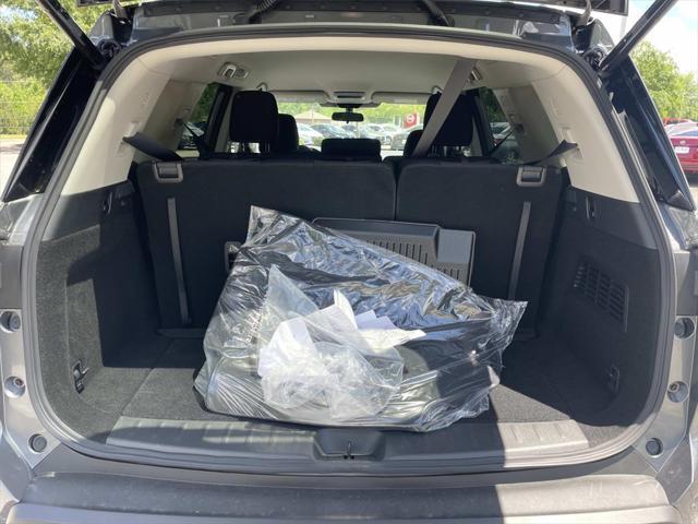 new 2025 Nissan Pathfinder car, priced at $36,275