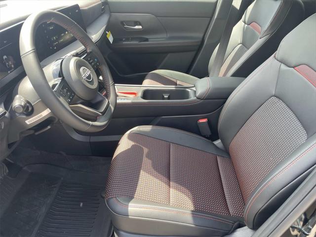 new 2025 Nissan Kicks car, priced at $28,005