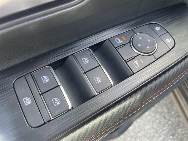 new 2025 Nissan Kicks car, priced at $28,005