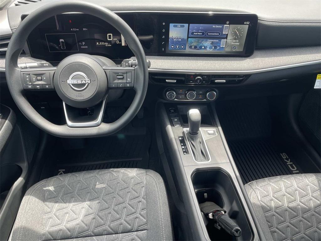 new 2025 Nissan Kicks car, priced at $23,565
