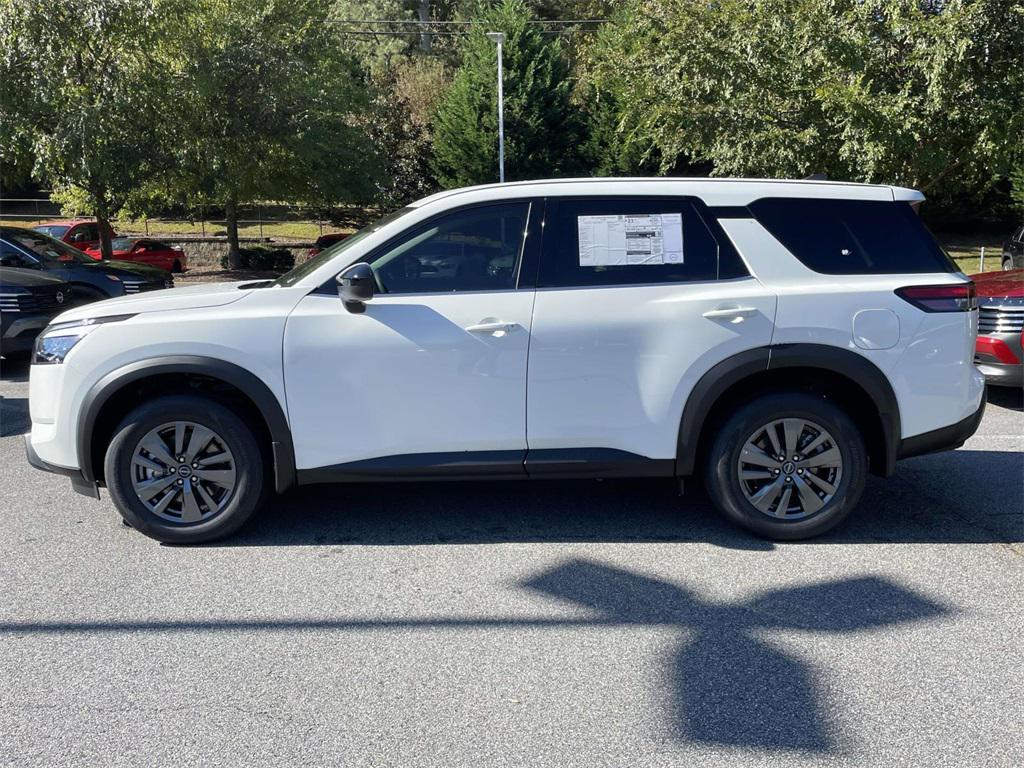 new 2025 Nissan Pathfinder car, priced at $31,660