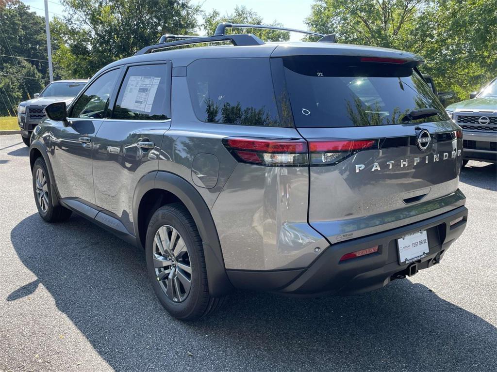 new 2025 Nissan Pathfinder car, priced at $34,757