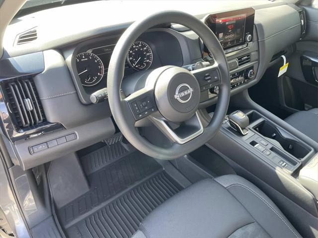 new 2025 Nissan Pathfinder car, priced at $35,587