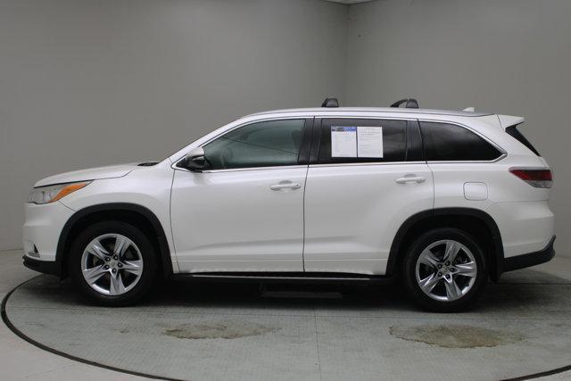 used 2015 Toyota Highlander car, priced at $13,165