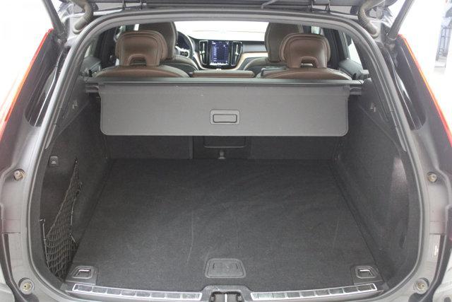 used 2022 Volvo XC60 car, priced at $35,949