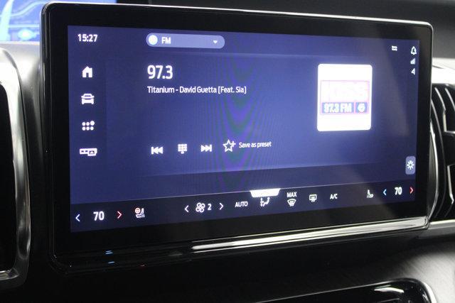 new 2025 Ford Expedition car, priced at $90,675