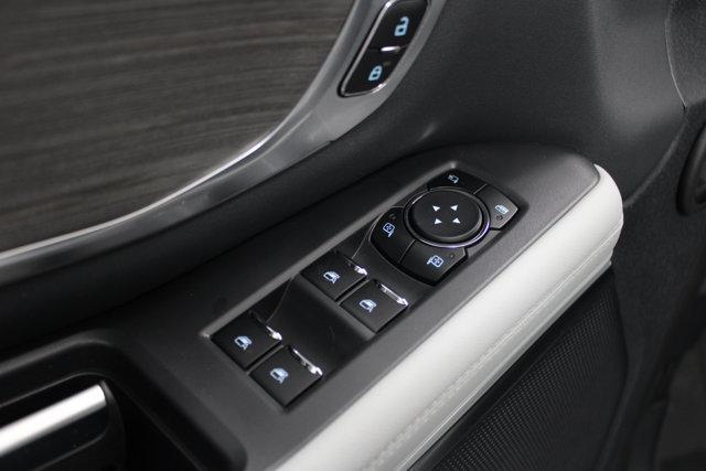 new 2025 Ford Expedition car, priced at $90,675