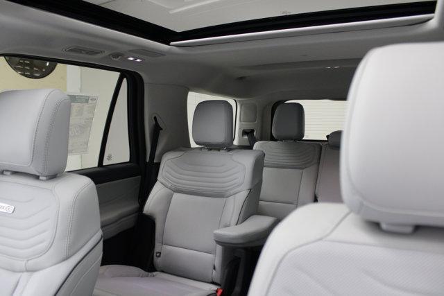 new 2025 Ford Expedition car, priced at $90,675