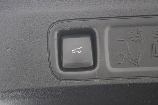 used 2021 Lincoln Navigator car, priced at $42,905