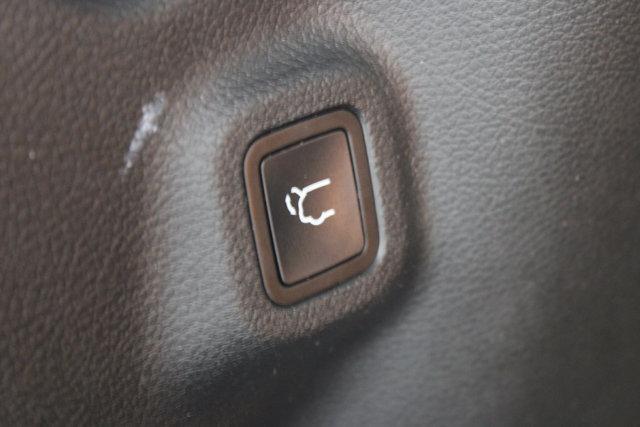 used 2022 Jeep Compass car, priced at $17,800