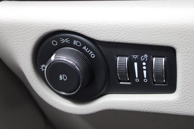 used 2023 Chrysler Pacifica car, priced at $25,714