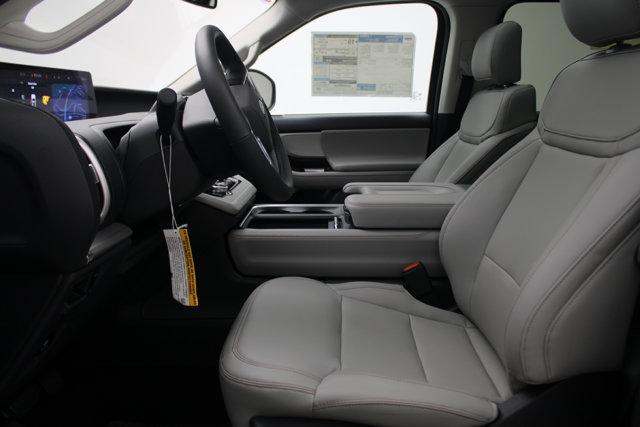 new 2025 Ford Expedition car, priced at $70,340