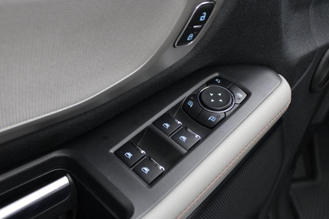 new 2025 Ford Expedition car, priced at $70,340