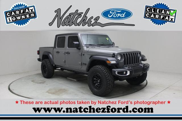 used 2023 Jeep Gladiator car, priced at $31,600