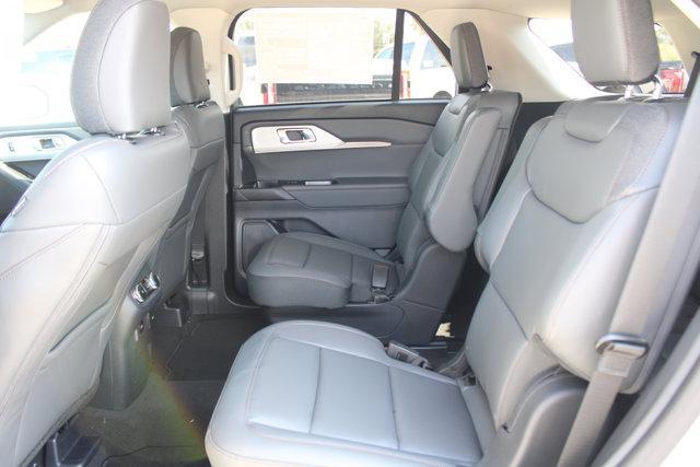 new 2025 Ford Explorer car, priced at $46,460