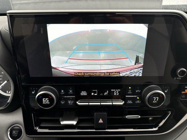 used 2024 Toyota Highlander car, priced at $41,487