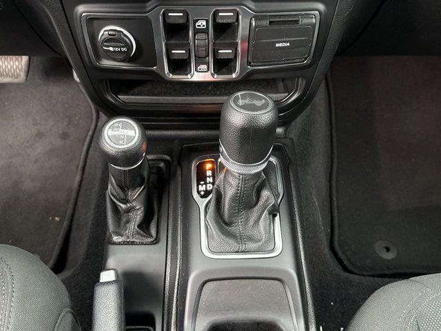 used 2021 Jeep Wrangler Unlimited car, priced at $27,487