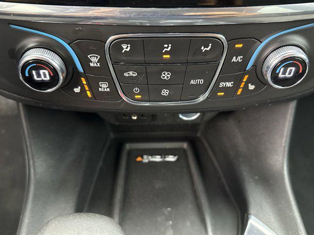 used 2023 Chevrolet Traverse car, priced at $30,387