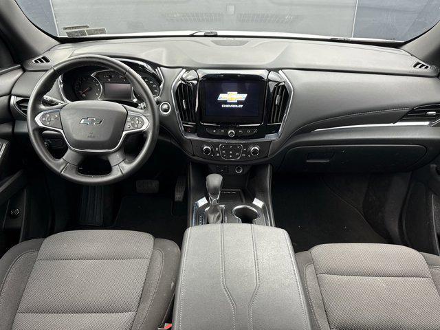 used 2023 Chevrolet Traverse car, priced at $30,387