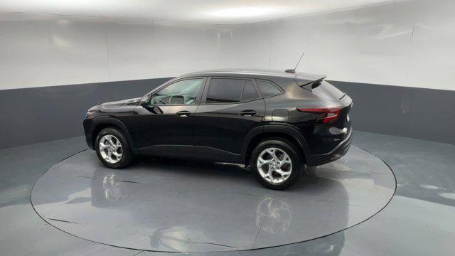 used 2025 Chevrolet Trax car, priced at $22,287