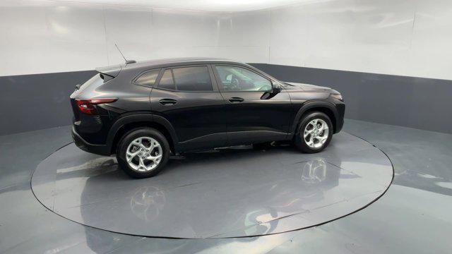 used 2025 Chevrolet Trax car, priced at $22,287