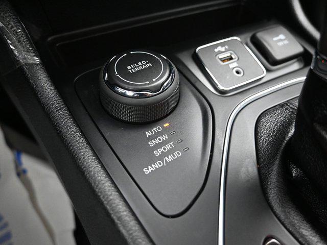 used 2022 Jeep Cherokee car, priced at $24,487