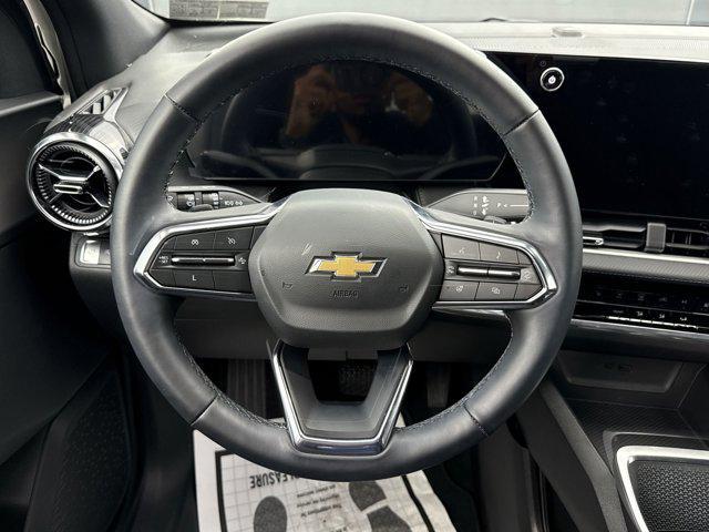 used 2025 Chevrolet Equinox car, priced at $28,487