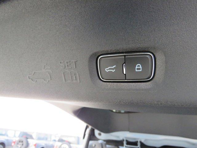 new 2025 Ford Expedition car, priced at $84,846