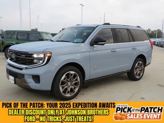 new 2025 Ford Expedition car, priced at $84,846