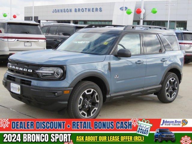 new 2024 Ford Bronco Sport car, priced at $37,586